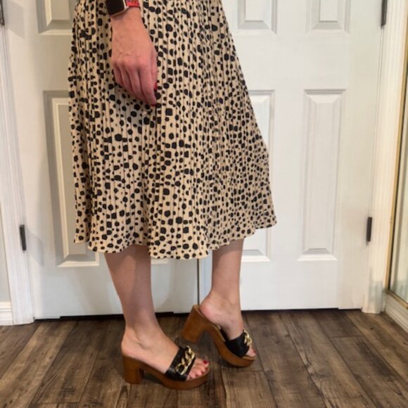 Vince Camuto Leeta Platform Sandal croc black and gold chain size 9 - Picture 9 of 9